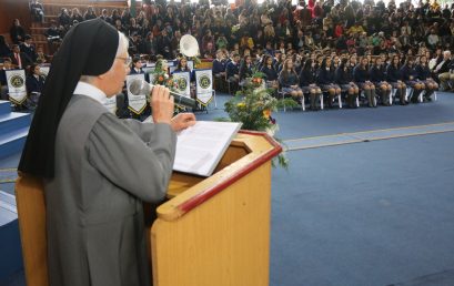 86 Licenciados de 4° Medio